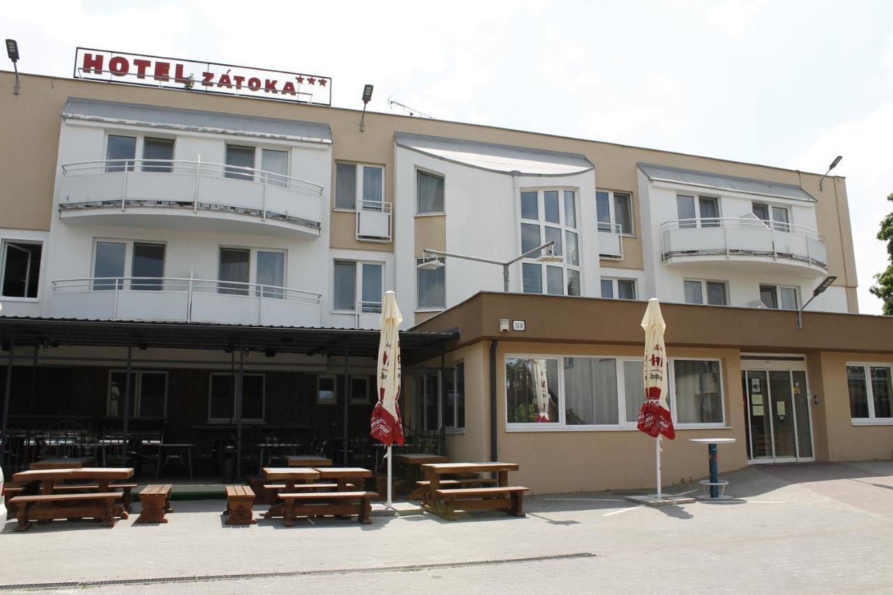 Hotel Zatoka Senec Exterior foto